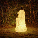 מנורת חוץ מאבן תוססת